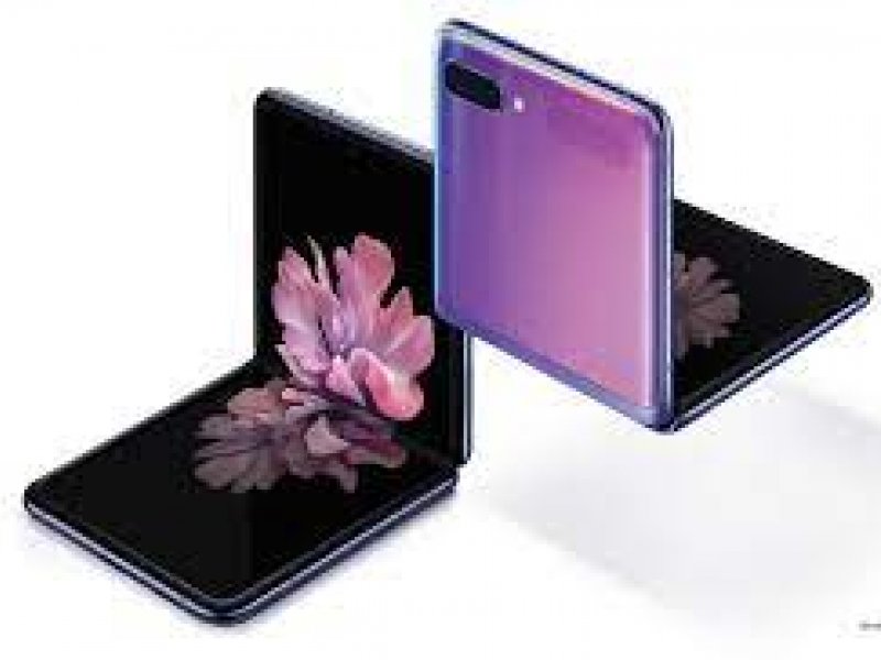 Samsung'dan Katlanabilir Ekran