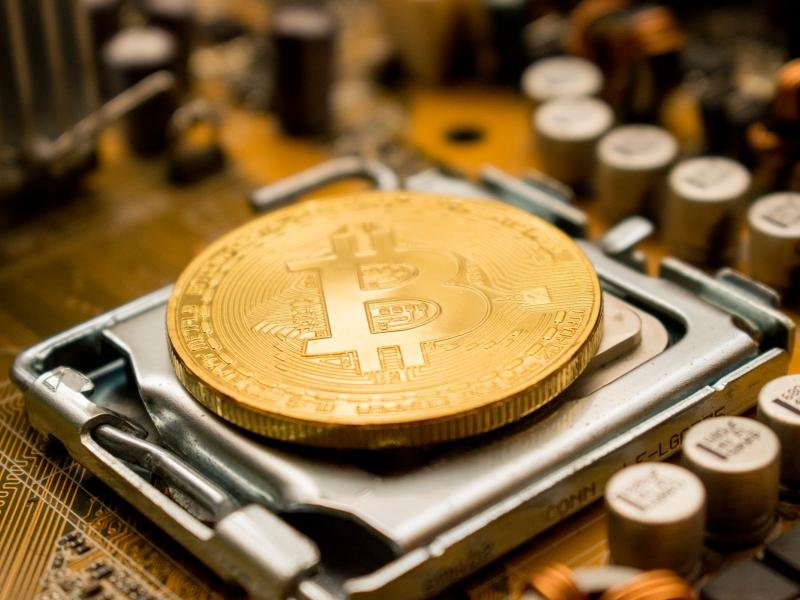 Elon Musk'ın Tesla'sı Bitcoin varlıklarının çoğunu satıyor!