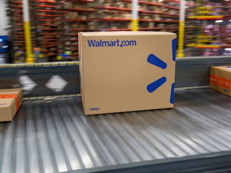 Roku ve Walmart, TV Akışını Bir E-Ticaret Alışveriş Hedefi Haline Getirmek İstiyor
